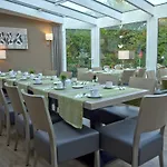 福瑞斯彻伍哈德酒店 酒店