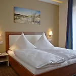 福瑞斯彻伍哈德酒店