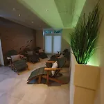 福瑞斯彻伍哈德酒店